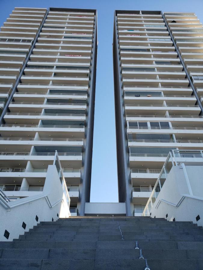 Edificio Mares De Montemar *